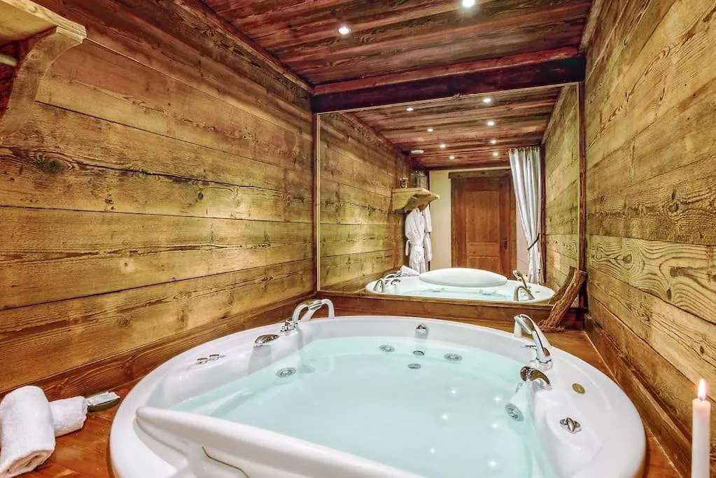 Somptueux Chalet Baron Megeve Vue.Jaccuzi.4 Mn A Pied Au Centre