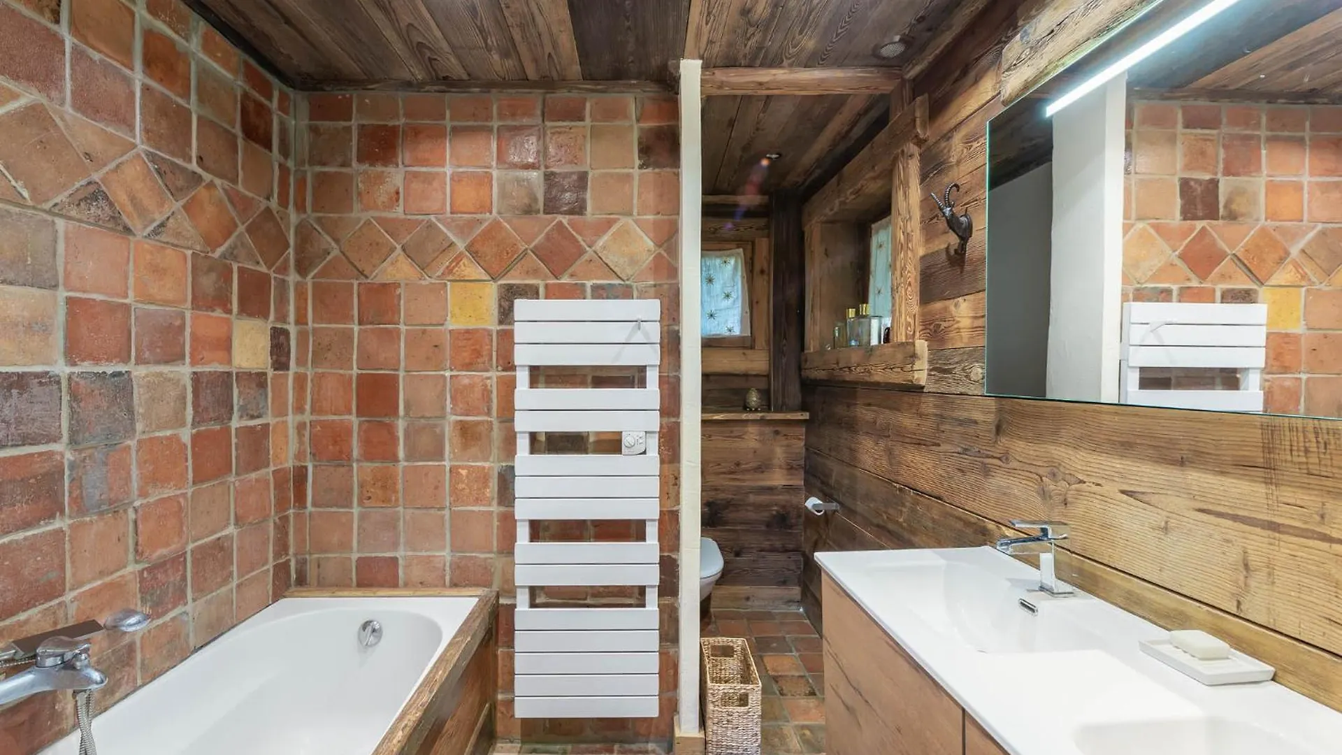Somptueux Chalet Baron Megeve Vue.Jaccuzi.4 Mn A Pied Au Centre